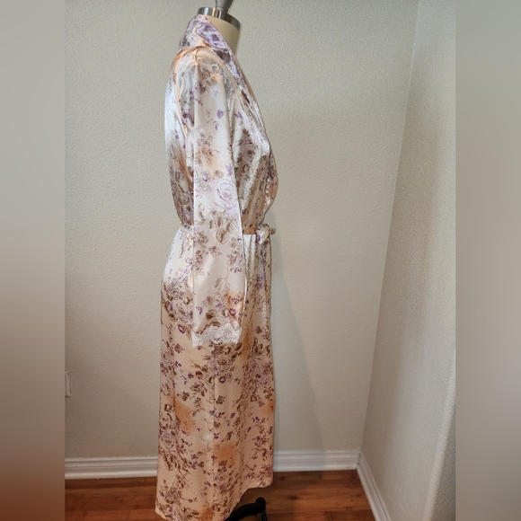 Linea Donatella Sleepwear (Robe) Size S/M - Picture 2 of 9